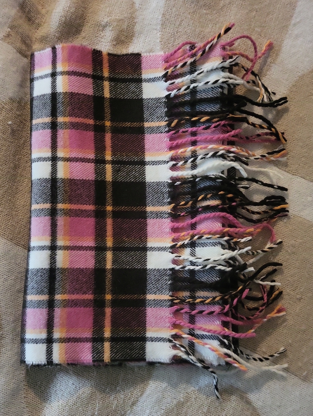 Pretty Fall Classic Pink Plaid Scarf With Fringe Detail